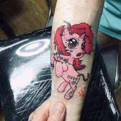 -脱白计划纹身集团