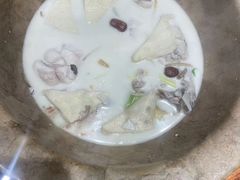 -滇香肴·云南菜蒸汽石锅鱼(云南北路店)
