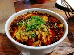 -张氏宽窄巷成都菜(澳德乐店)