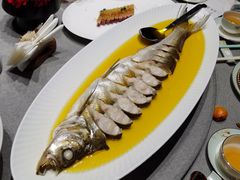 鸡汁太湖白鱼-宫燕府·京菜·烤鸭·淮扬菜(王府中心店)