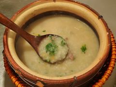 潮界生滚牛肉粥-潮界(LU·ONE凯德晶萃广场店)