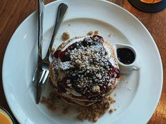 -ROAST coffee & eatery