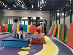 -小小特工运动馆(宝山三邻桥中心)