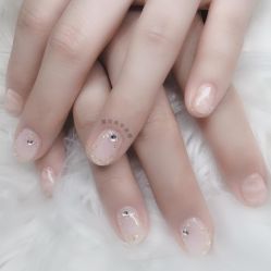 -夏花美甲美睫