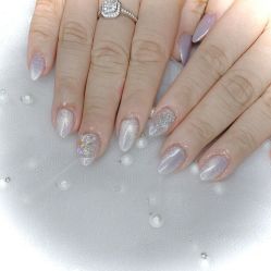 -LWL nail studio美甲美睫工作室