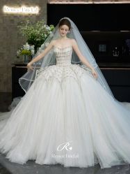 点击看大图 -Renee芮亦婚纱