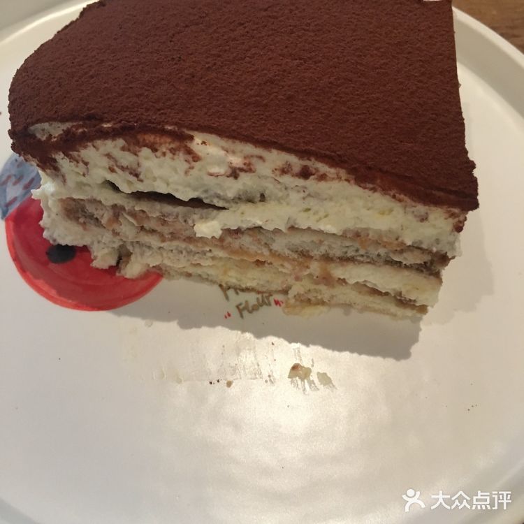 没解冻好. 我尝了下外层 椰奶味道很浓