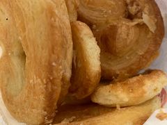 小蝴蝶酥-上海哈尔滨食品厂(淮海中路店)