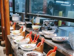-屋门口呷饭(捞刀河店)