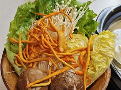 菌蔬拼盘-周渝食惦酸菜鱼(青浦店)