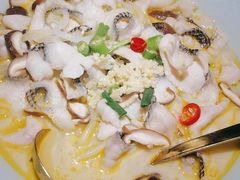 -蜜桃餐厅·伴山(绿宝广场店)