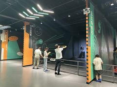 -极限PLAY运动娱乐新世界·团建派对潮玩休闲馆·室内蹦极高空游乐园
