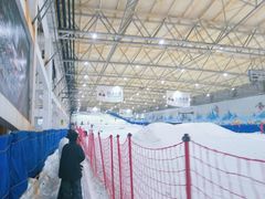 -乔波室内滑雪场