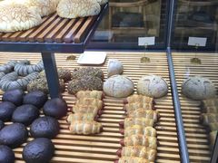 -焙丽拾光(麦凯乐直营店)