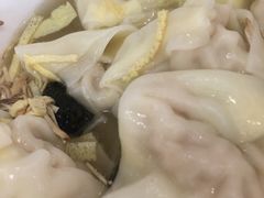 -笑来喜馄饨小笼工坊店(湖滨街店)