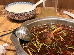 -乡土特色.冷锅鱼.牦牛肉汤锅