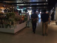 -百盛(莘庄店)