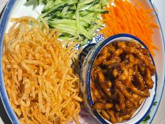 招牌京酱肉丝-额娘·现烙春饼烤鸭(太原总店)