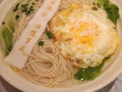 -肥肥虾庄·金牌油焖大虾(汉口城市广场店)