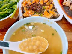 豆汤-朱大嘴肥肠血旺(福字街店)