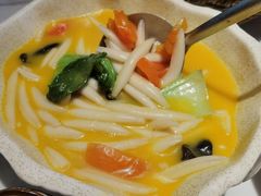 -小吴越·江浙融合菜(惠山万达广场店)