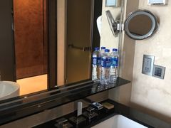 -广州天河希尔顿酒店