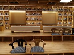 -漕河泾街道图书馆(漕河泾社区文化活动中心店)