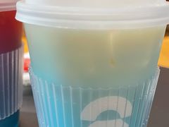 -蔚来中心(北京中关村店)