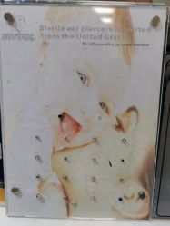 -AI艾耳·专业手工耳洞·穿孔美学馆