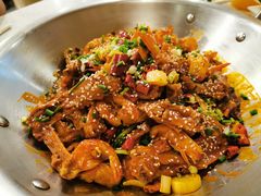 -张大师鸭爪爪特色干锅(南湖店)