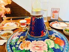 景泰蓝铜锅-毛辣果·贵州红酸汤牛肉火锅(西单店)
