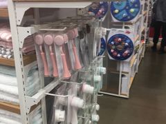-名创优品(中原万达2F店)