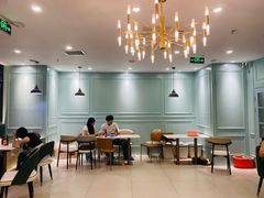 -安格丽娜·狗咖·猫咖羊驼咖(春熙路百盛商场店)