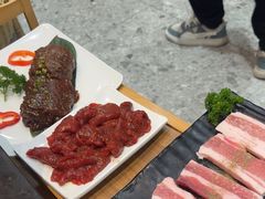 -老熟人烤肉城(马家堡店)