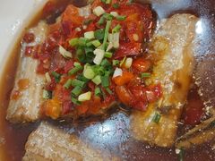 -茸梅路右拐龙虾-农家菜(松江店)