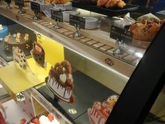 面包甜点陈列柜-DQ·蛋糕·冰淇淋(苏州中心店)