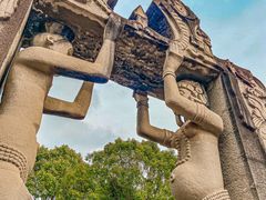 -墨江北回归线标志园