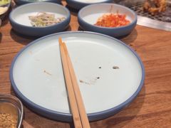 -明洞阿姨·韩式酱蟹烤肉·创意料理(三元桥店)