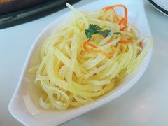 炝拌土豆丝-江湖水乡铁锅炖魚(周庄嘉园店)