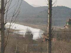 -济南卧虎山滑雪场