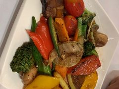 -马克西姆俄罗斯餐厅(通亚街店)