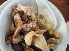 -大眼强五杯鹅·桑拿鸡煲