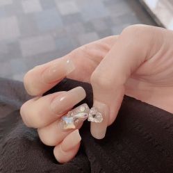 -苏彩·皮肤管理美甲美睫