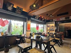 室内座位-贰醒·私房小院烧烤 (太古里店)