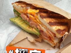 -Catch Bagel(芳草地店)