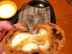 -BHC炸鸡(明洞总店)