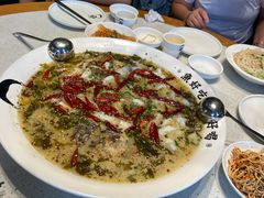 -江渔儿酸菜鱼(港湾1号店)