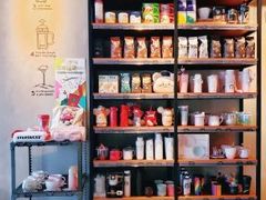 零售区-星巴克(北京三里屯SOHO一店)