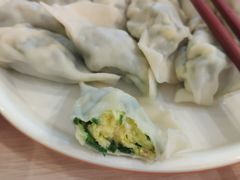-鲜鲜锅贴(荆山路店)