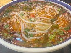 -云阿蛮云南生烫牛肉米线(奉贤路店)